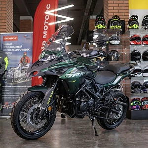 Мотоцикл Benelli TRK 502X (темно-зеленый глянцевый) 2026г.